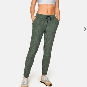 Outdoor Voices All Day Sweatpant